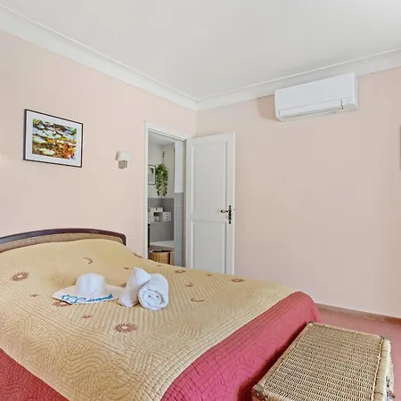 St Raphael, Collines Villa *